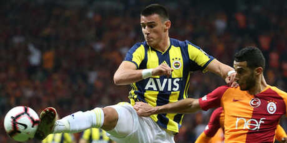 Elmas Gözyaşlarını Tutamadı!