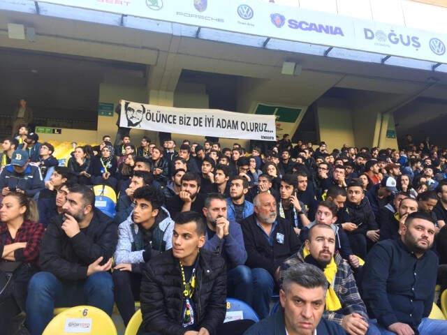 Fenerbahçe Başkanı Ali Koç'tan Koray Şener'e Duygusal Mesaj: Seni Asla Unutmayacağız