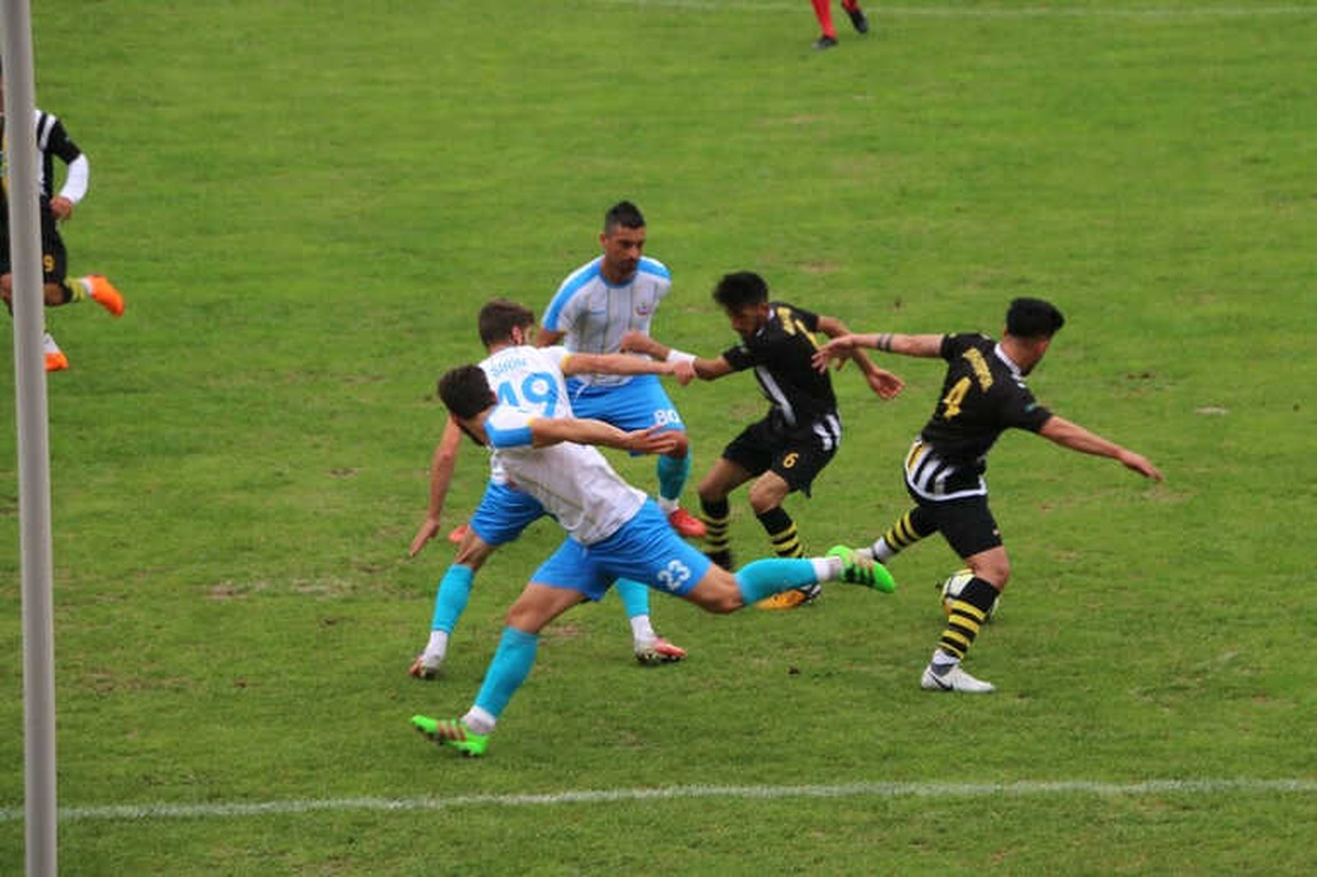 Siirt İl Özel İdarespor, Ağrı Gençlerbirliği\'ni 6-0 Yendi