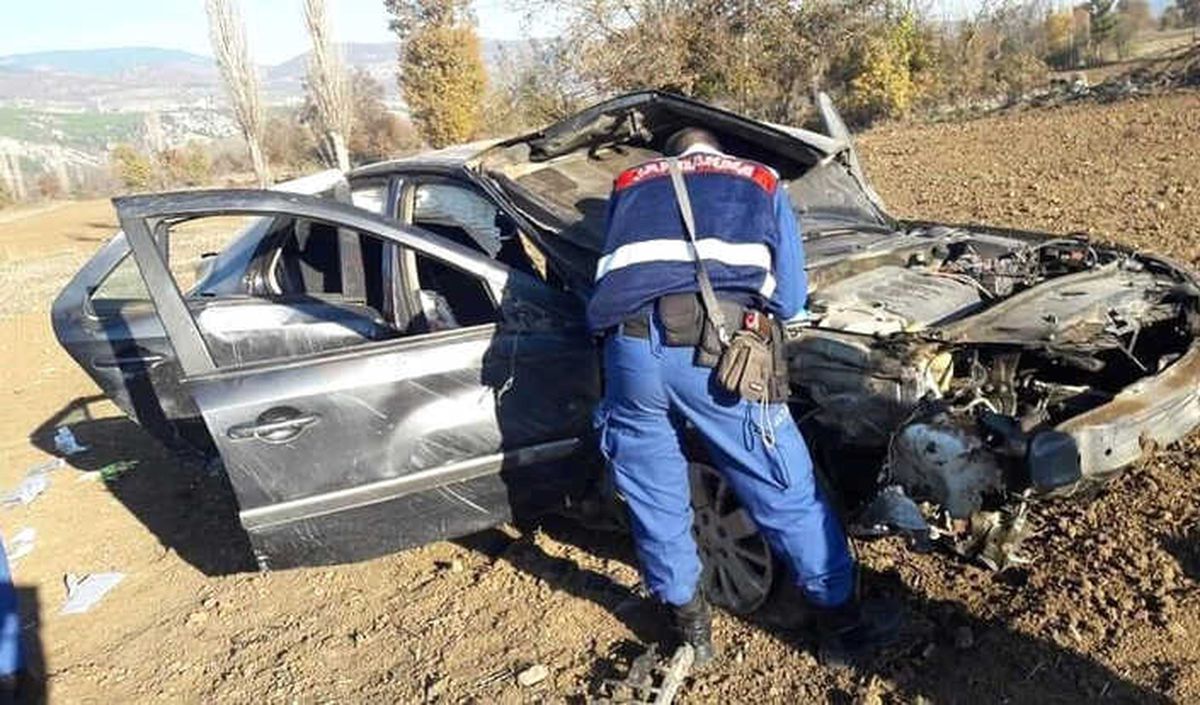 Simav\'da Trafik Kazası: 1 Ölü, 4 Yaralı