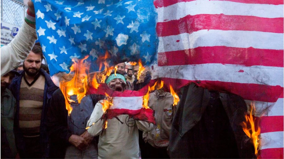 ABD\'nin Yeni İran Yaptırımları Yürürlüğe Girdi