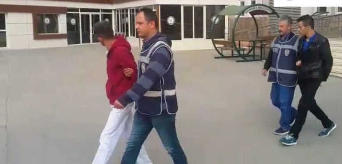 Atm Dolandırıcılarının Hedefi Emekliler