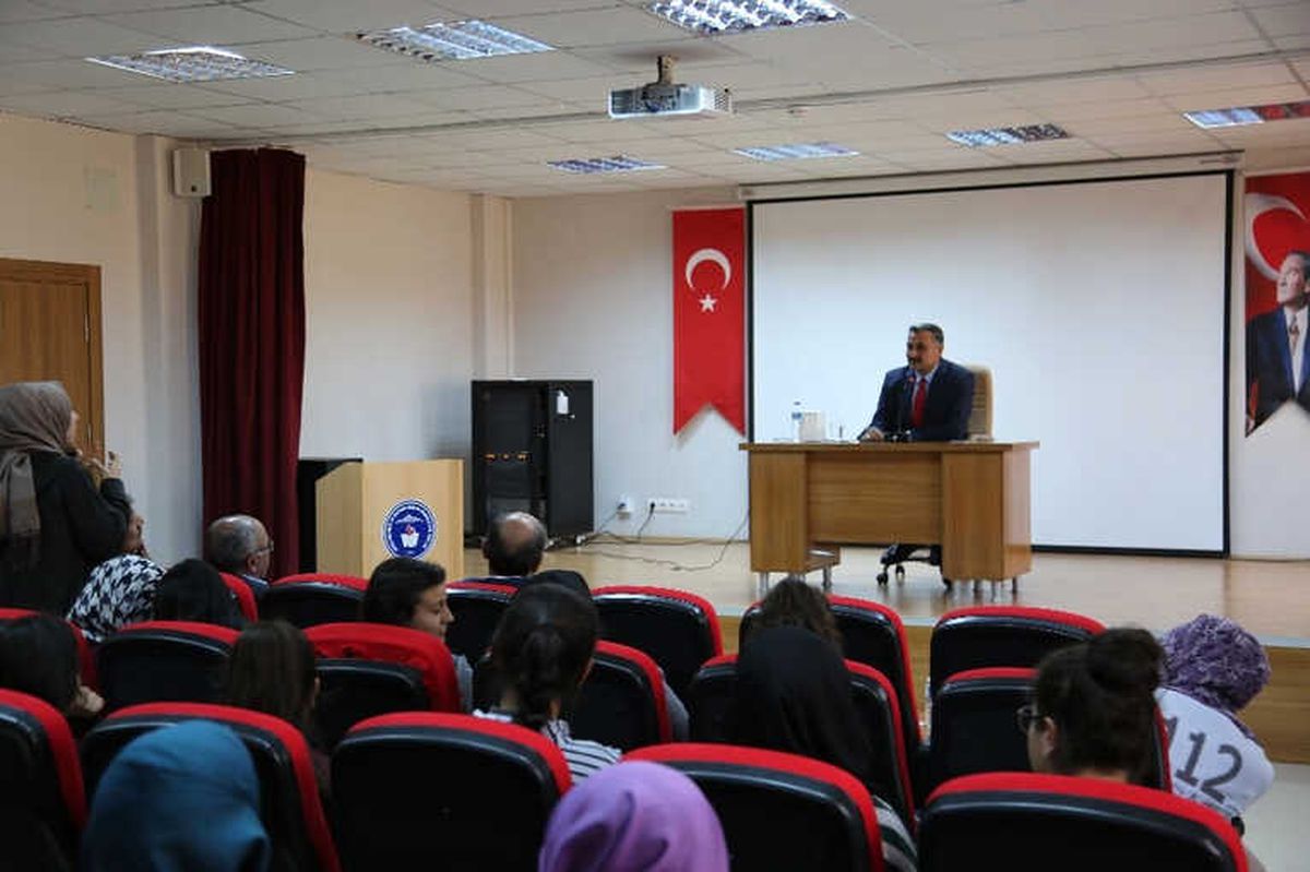Başkan Cabbar Necmiye-Mustafa Maşlak Mesleki ve Teknik Anadolu Lisesi Öğrencileriyle Bir Araya Geldi