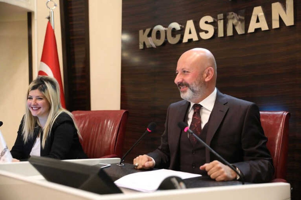 Başkan Çolakbayrakdar, "Geleceğin Sporcularını Yetiştiriyoruz"