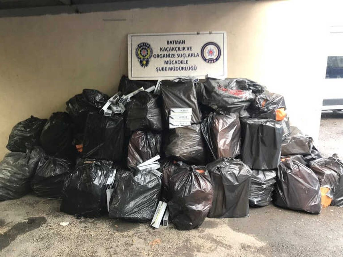 Batman\'da 27 Bin 600 Paket Kaçak Sigara Ele Geçirildi