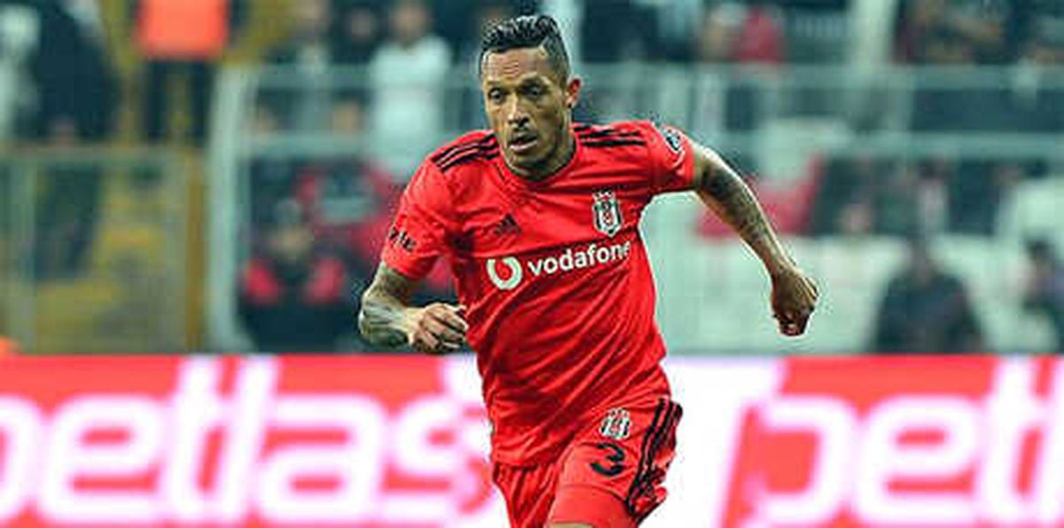 Brezilyalı Yıldız Adriano\'ya Talip Var
