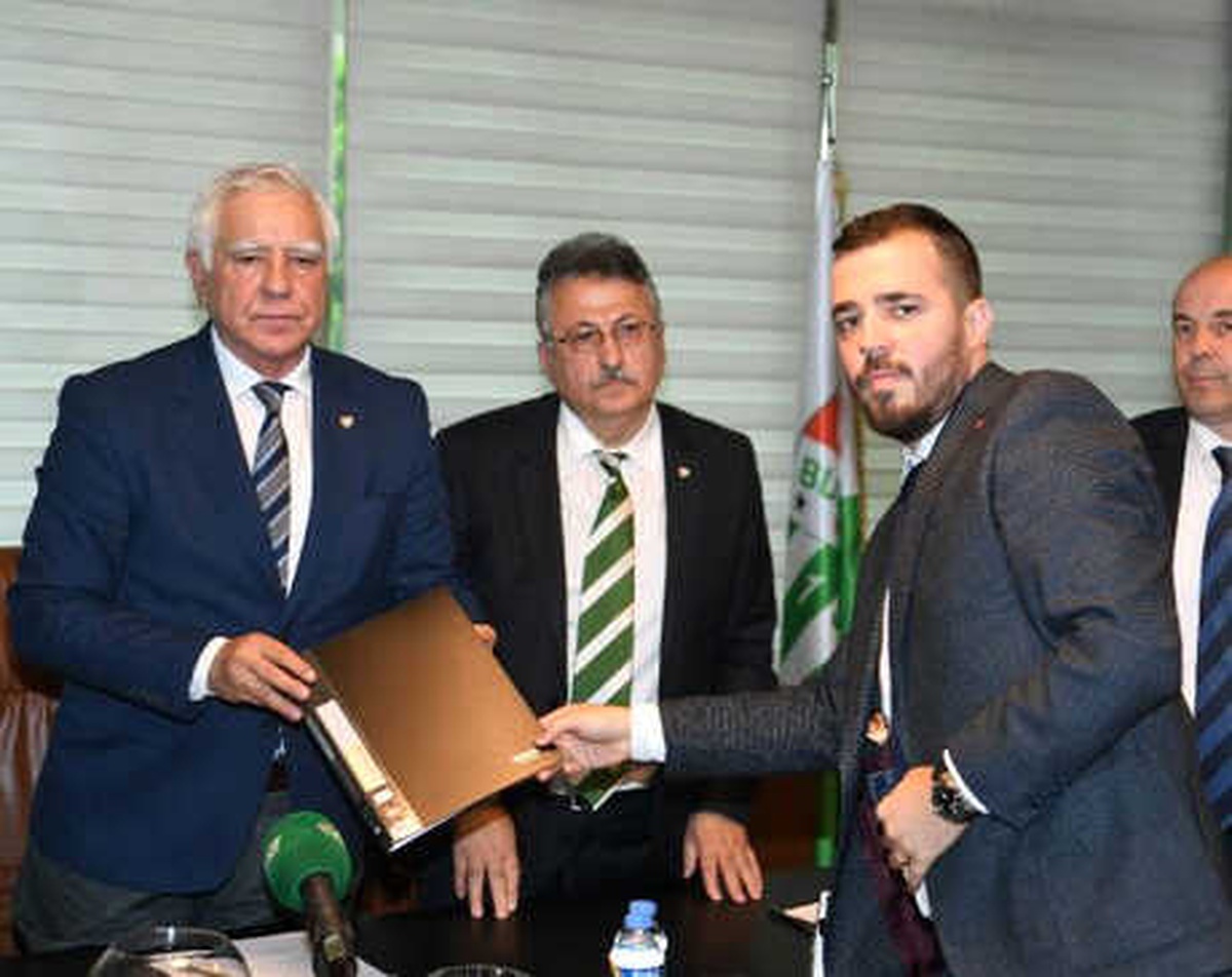 Bursaspor\'dan Yalçın Cambaz Açıklaması