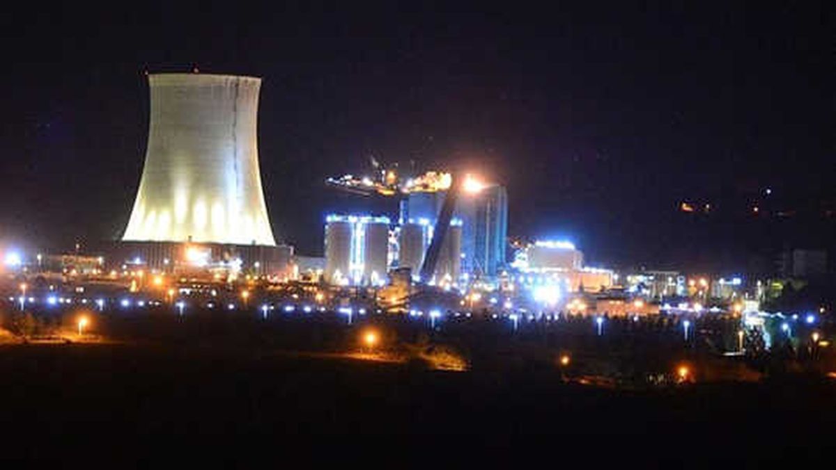Çanakkale\'de Termik Santralin Basınçlı Su Hattında Patlama