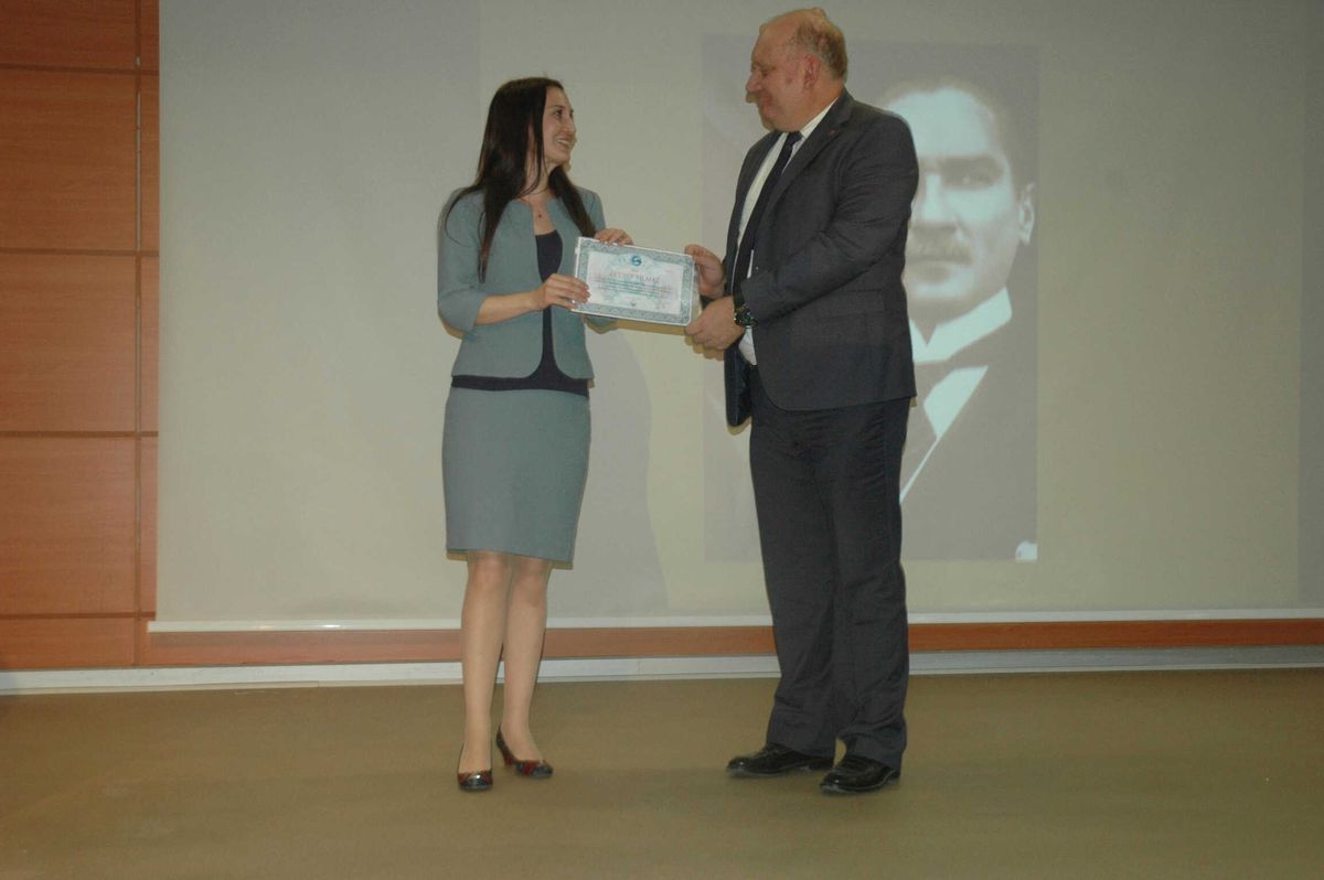Ege Üniversitesi\'nde "Milli Mücadelede Türk Kadını" Konferansı Düzenlendi