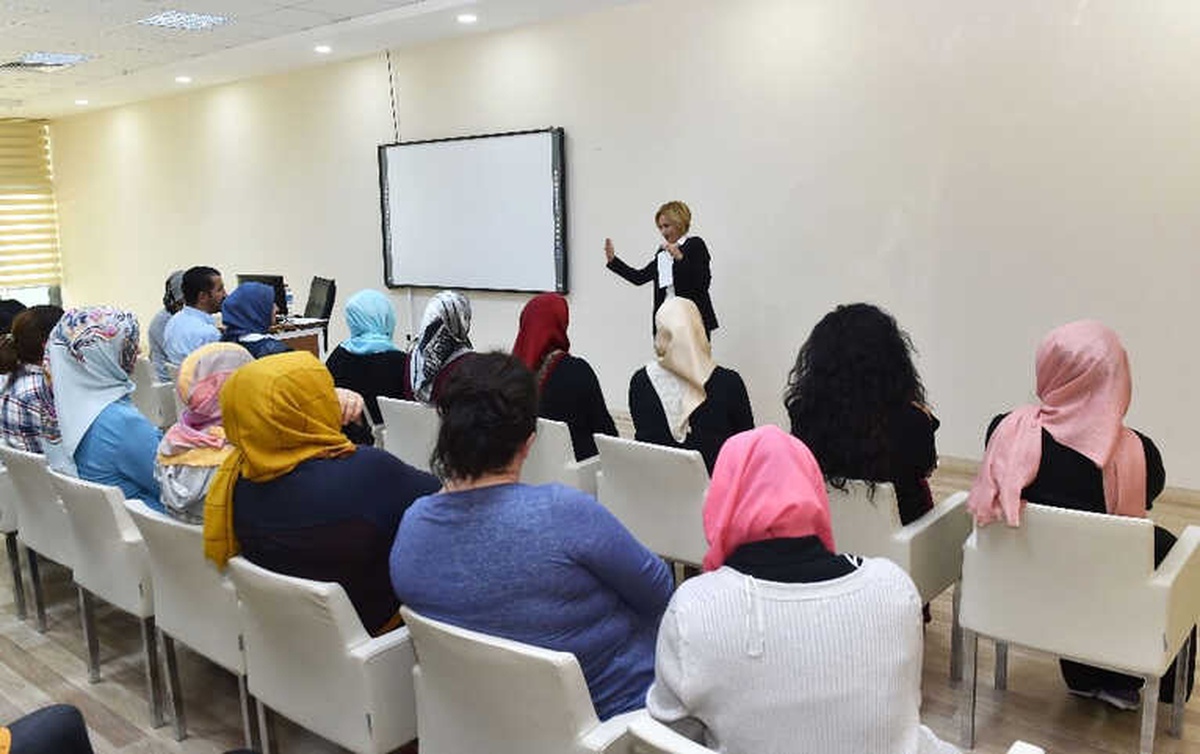 Hanım Lokallerinde Hizmet İçi Eğitim