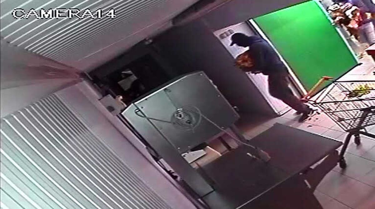 Hırsızlar Tam 2.5 Ton Et Çaldı