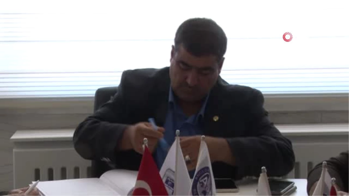 İdareci ve Bürokratlar Birliği\'nden Yetim Türkmen Ailelere Yardım Eli