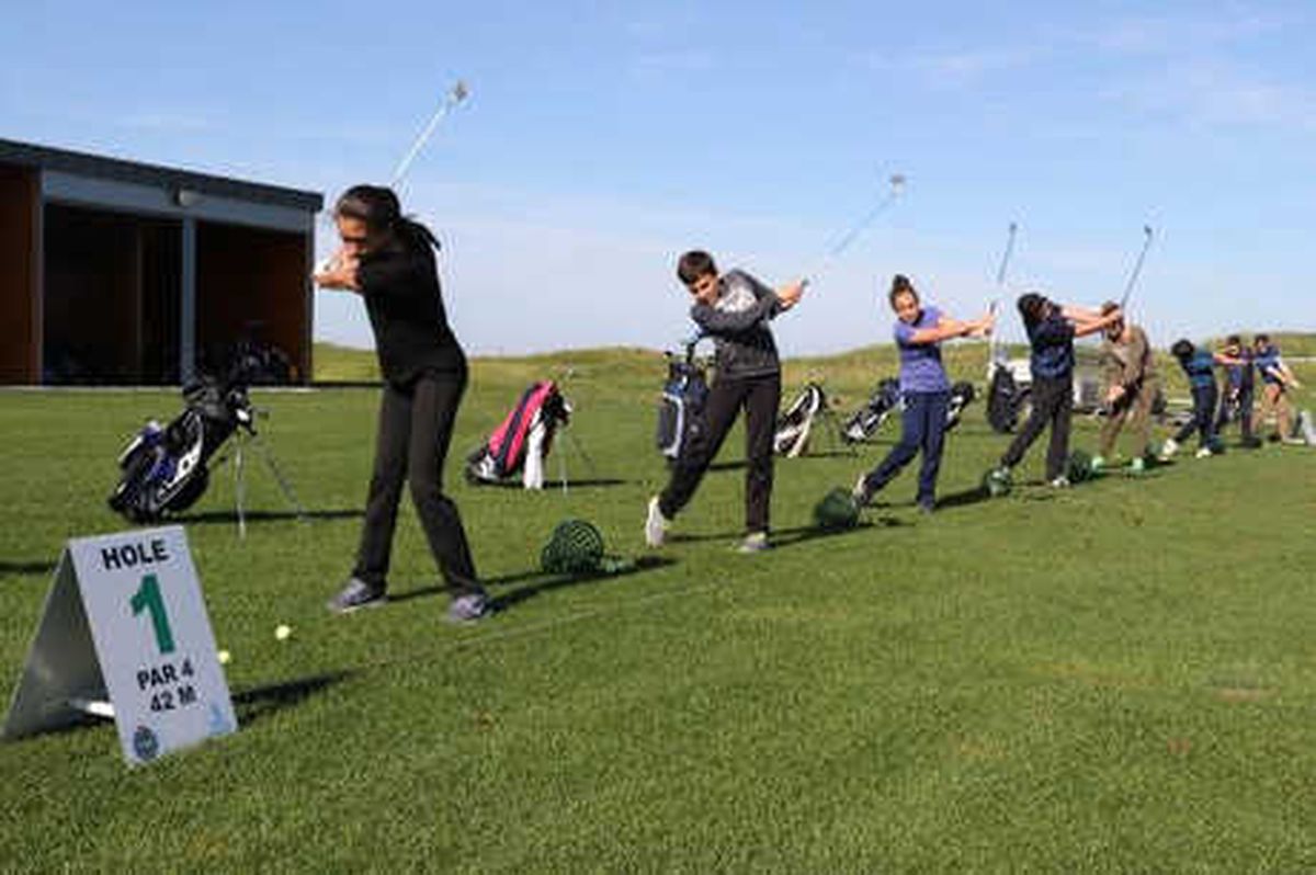Karadeniz\'de Geleceğin Golfçüleri Yetişiyor