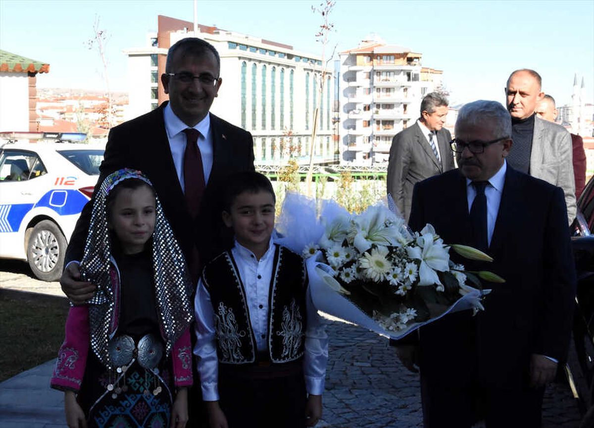 Kırıkkale Valisi Yunus Sezer Görevine Başladı