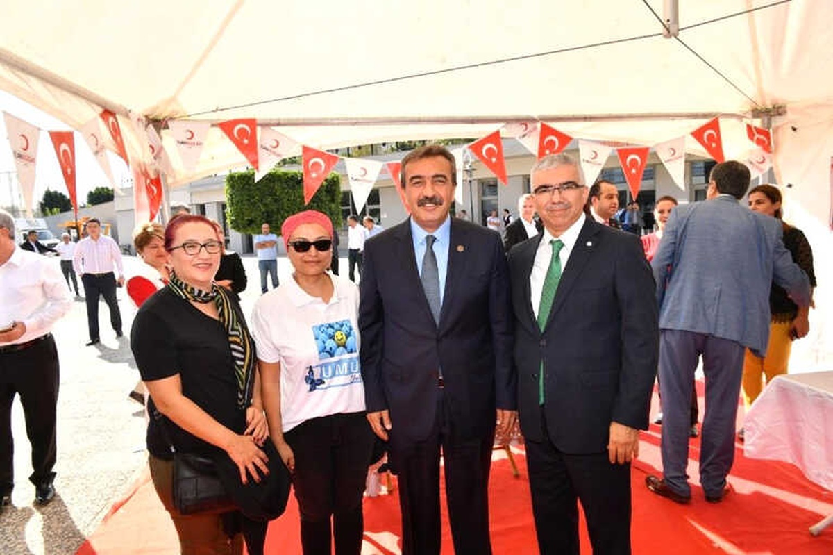 Kızılay Haftası\'nda Çukurova\'da Kök Hücre Bağışı