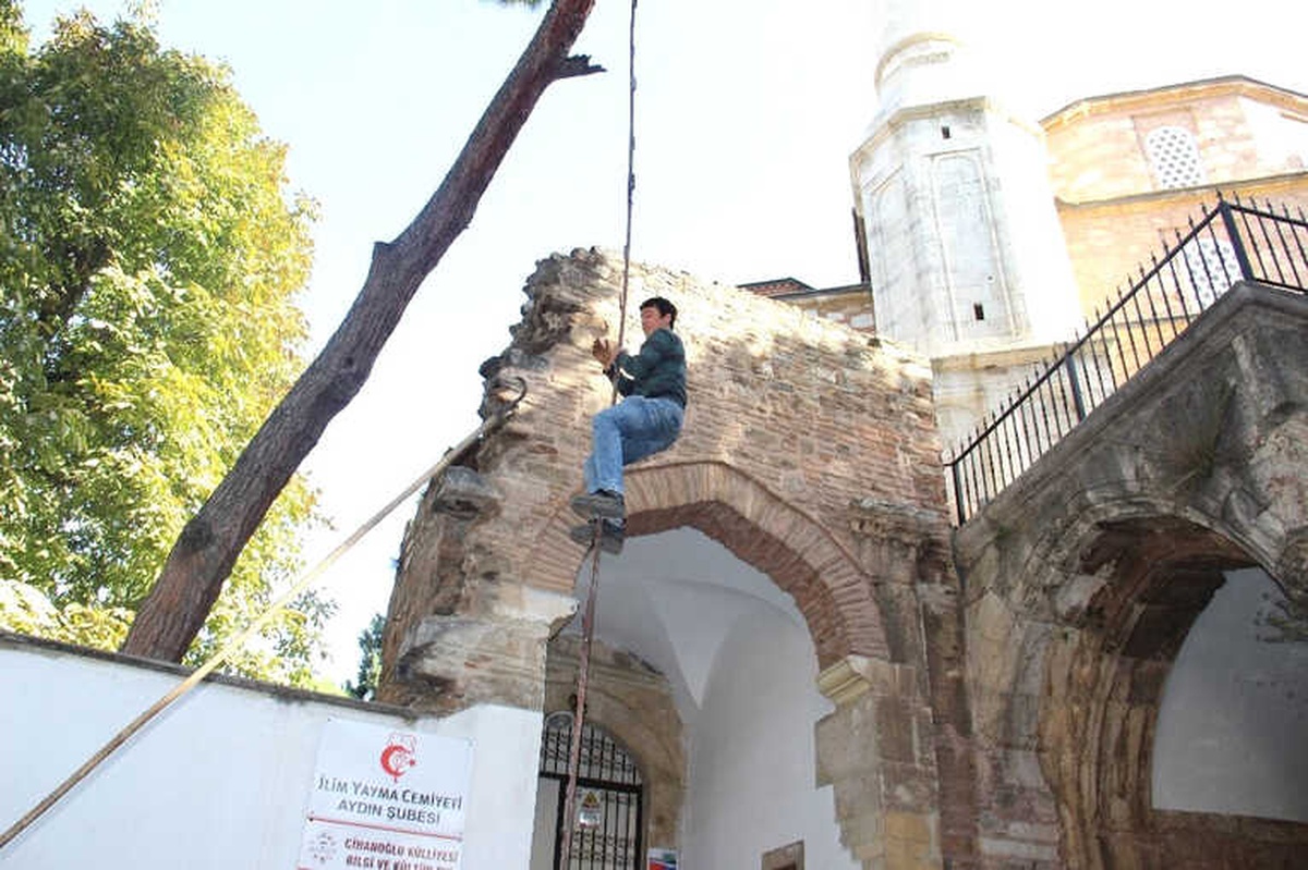 Komando Eğitimi İçin Değil, Ekmek Parası İçin Tırmanıyorlar