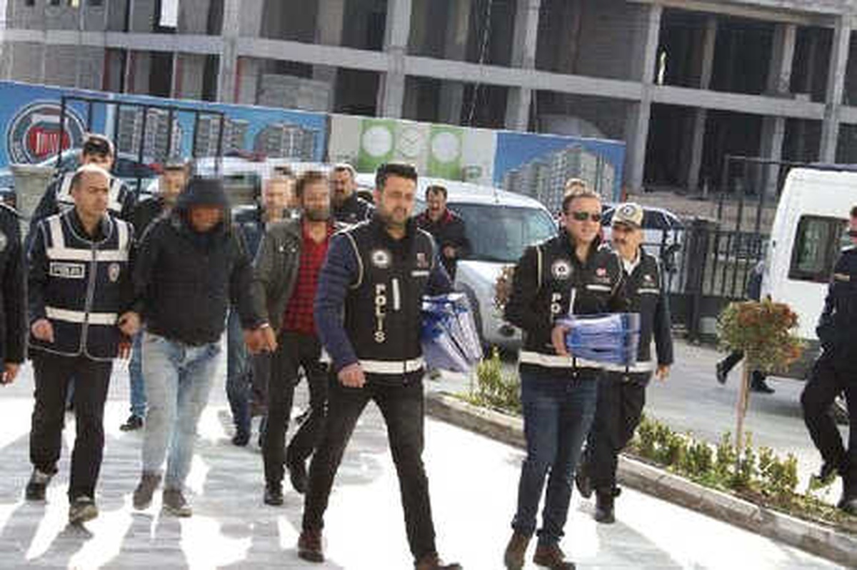 Sahte Rapor Operasyonunda 8 Şüpheli Adliyede