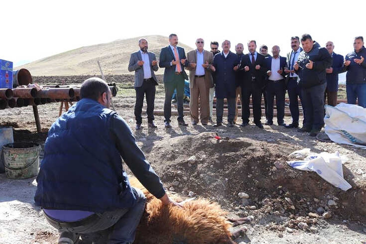 Taşlıay\'da Büyük Proje, İlçe Sıcak Suya Kavuşuyor