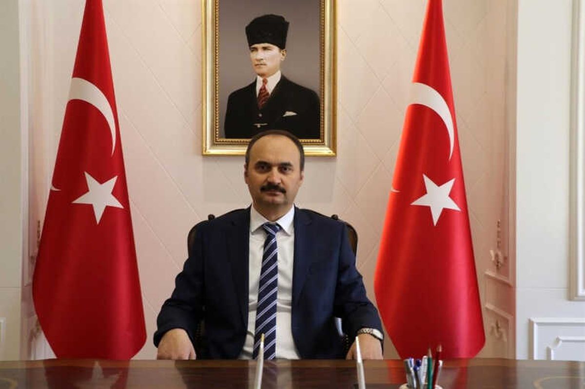 Vali Ekrem Canalp Edirne\'de Göreve Başladı