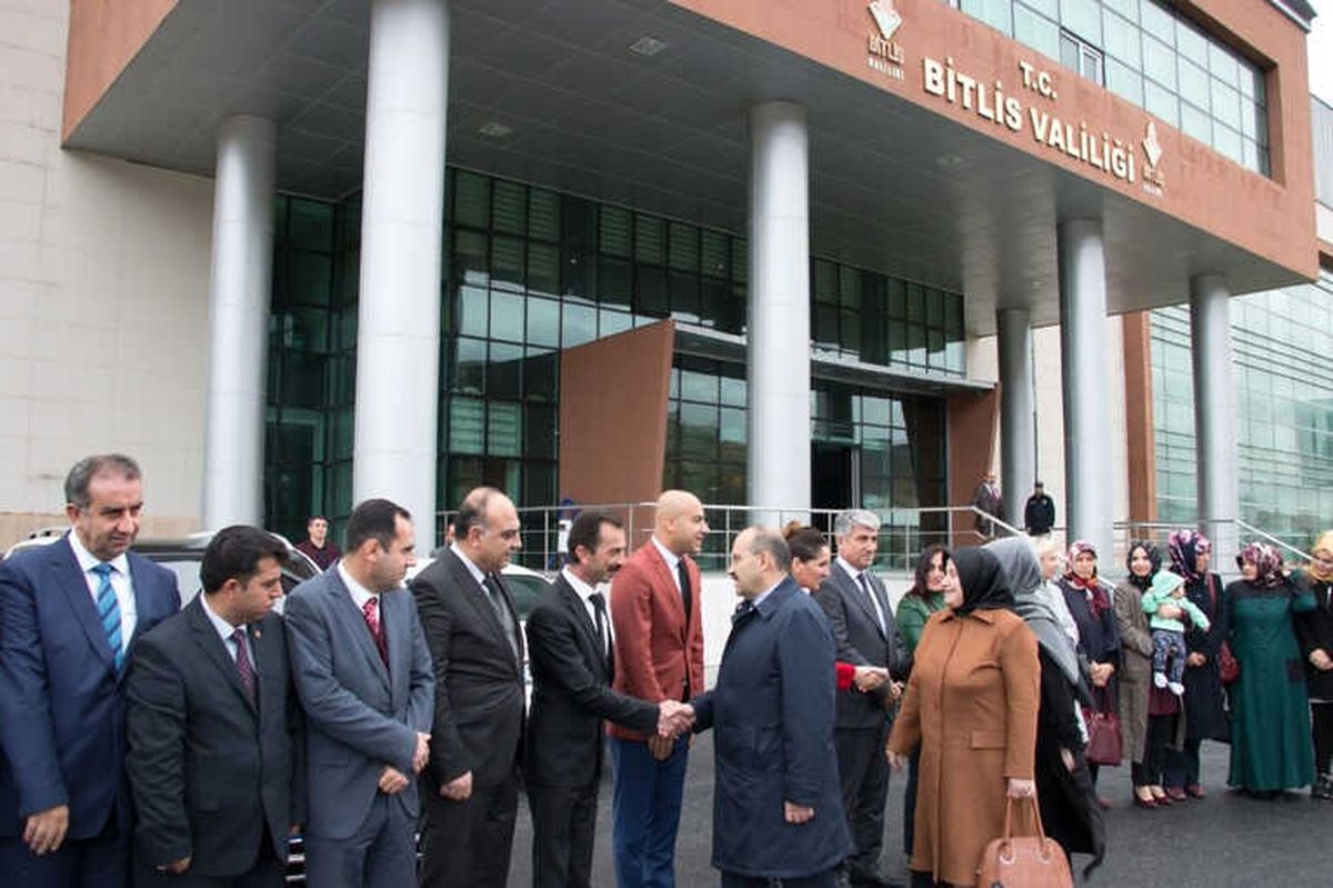 Vali İsmail Ustaoğlu, Trabzon\'a Uğurlandı
