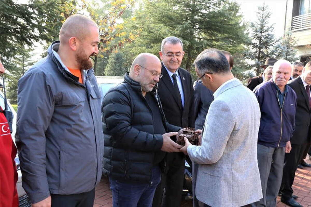 Vali Kemal Çeber Karabük\'ten Ayrıldı