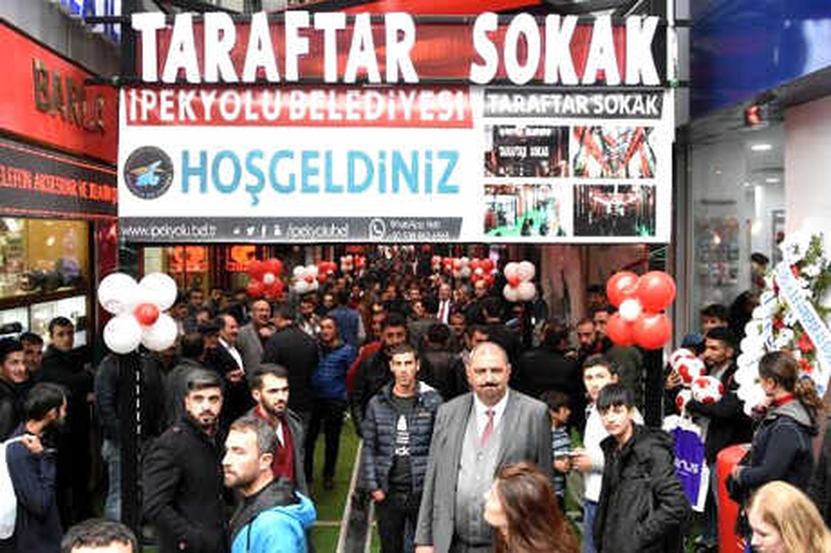 Van\'da \'Taraftar Sokak\' Açıldı