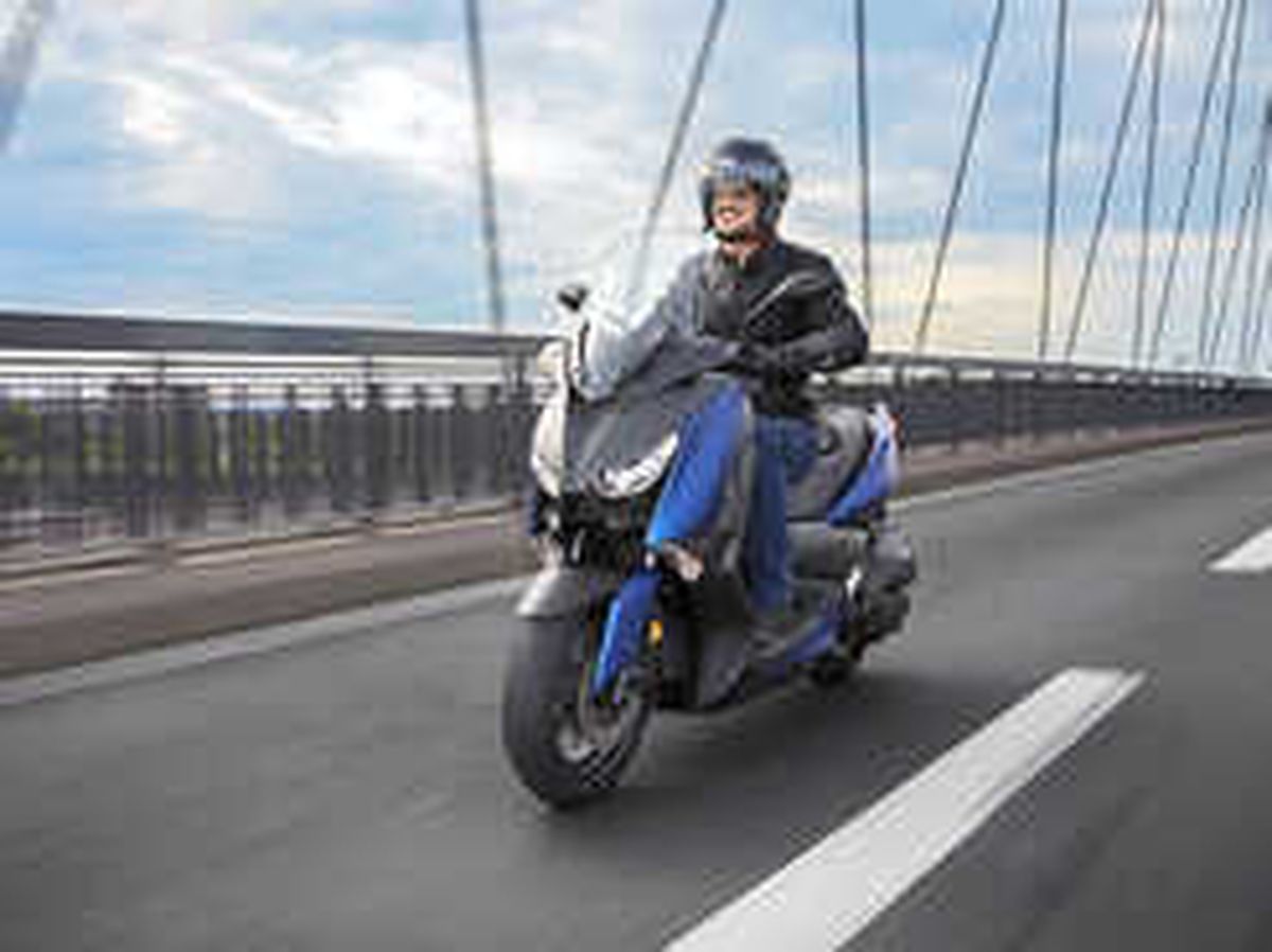 Yamaha Xmax 400 ile Şehir Ulaşımının Keyfini Sürün