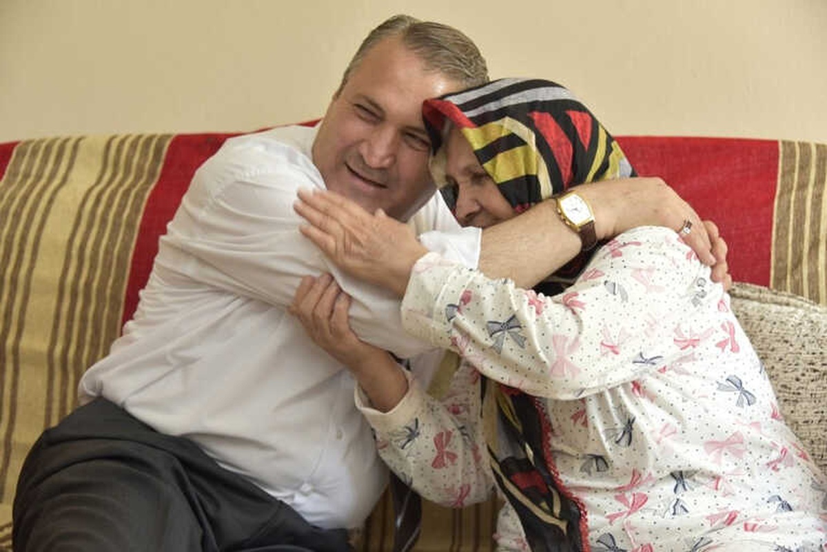 Yunusemre Belediyesi Gönüllere Dokunuyor