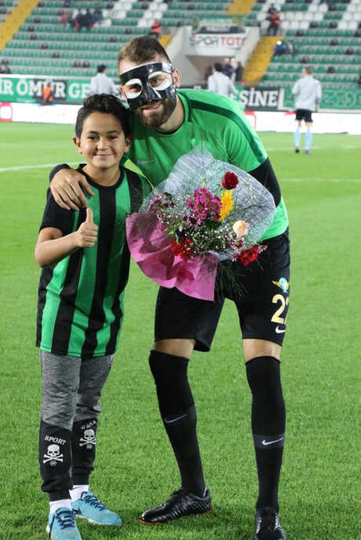 Akhisarspor\'a 2 Şok Birden
