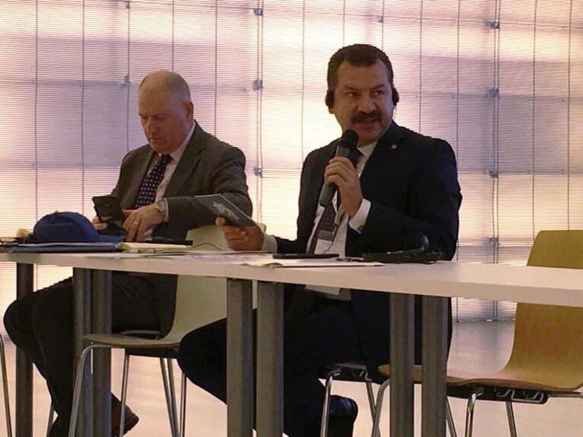 Başkan Yılmaz, İspanya\'da Yerel Finans ve Kalkınmayı Anlattı
