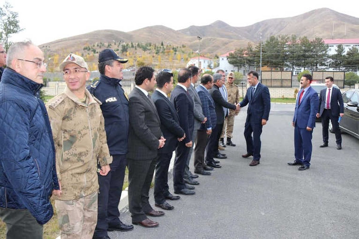 Bitlis Valisi Çağatay Görevine Başladı