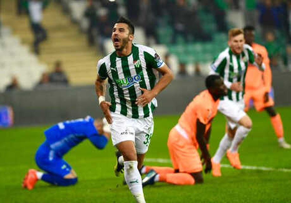 Bursaspor\'un Yüzü Evinde Gülüyor