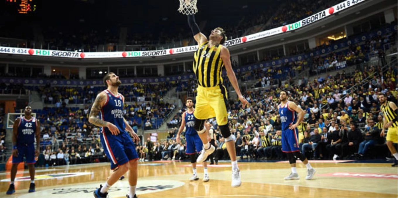 Fenerbahçe - Anadolu Efes: 86-79