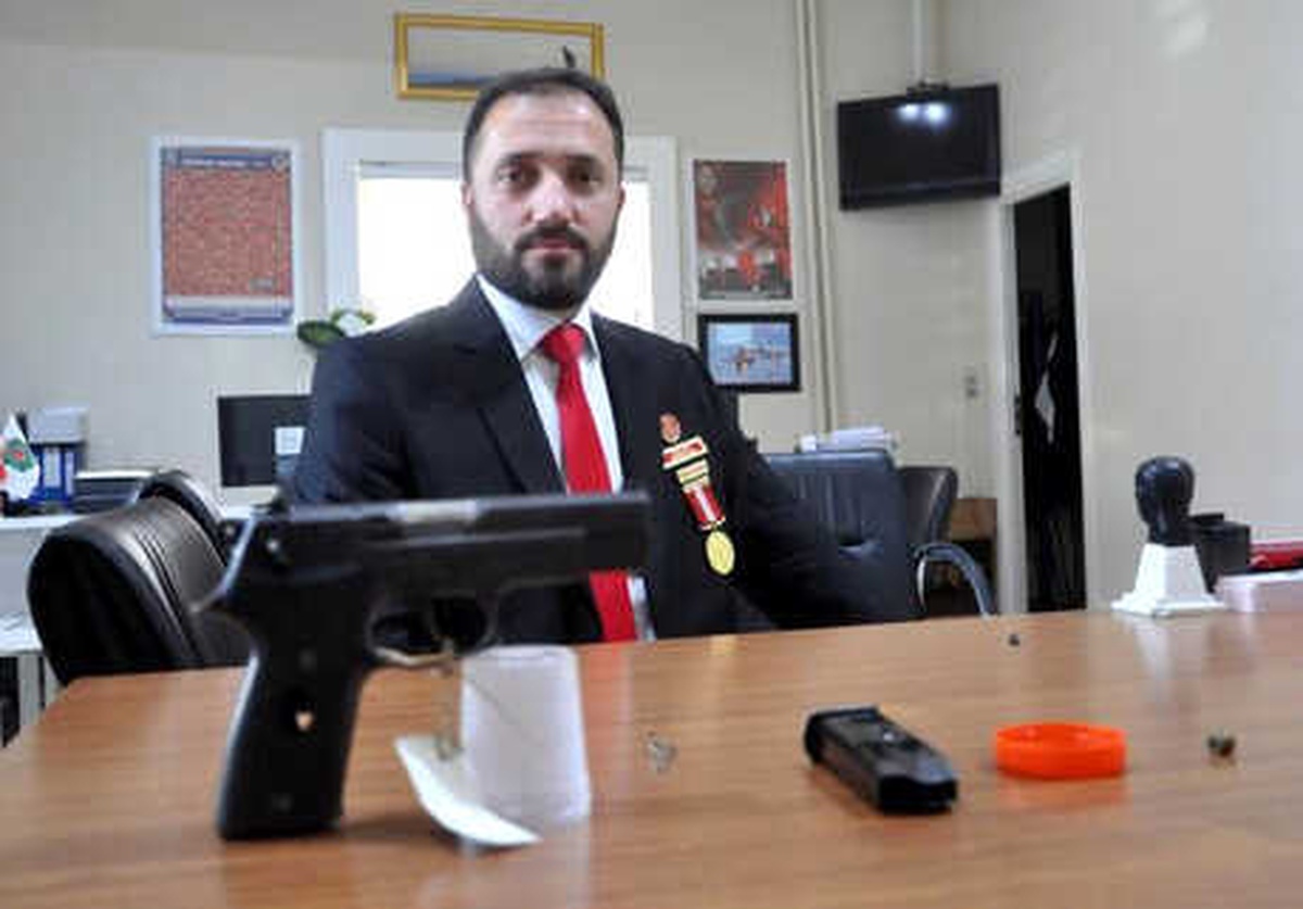 Gazi Uzman Çavuş, Tabancası ile O Mermiyi Yanından Ayırmıyor