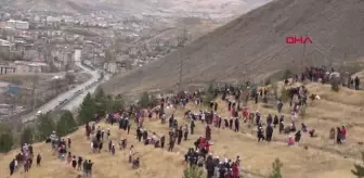 Hakkari'nin Yeni Valisi, Öğrencilerle Fidan Dikti