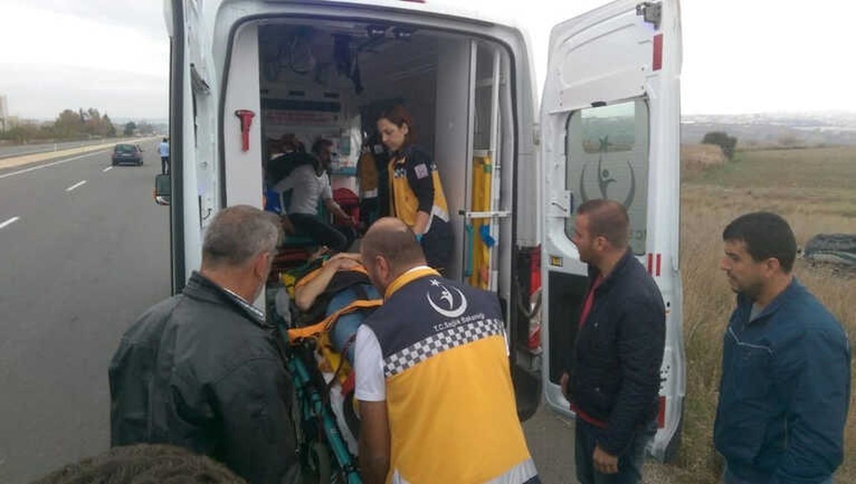 Keşan\'da Trafik Kazası: 2 Yaralı