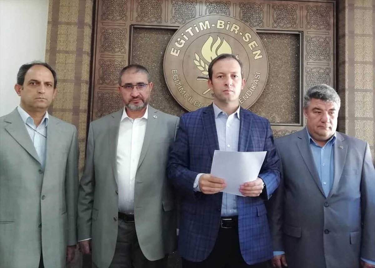 Memur-Sen\'den Çin\'in Doğu Türkistan Politikalarına Tepki