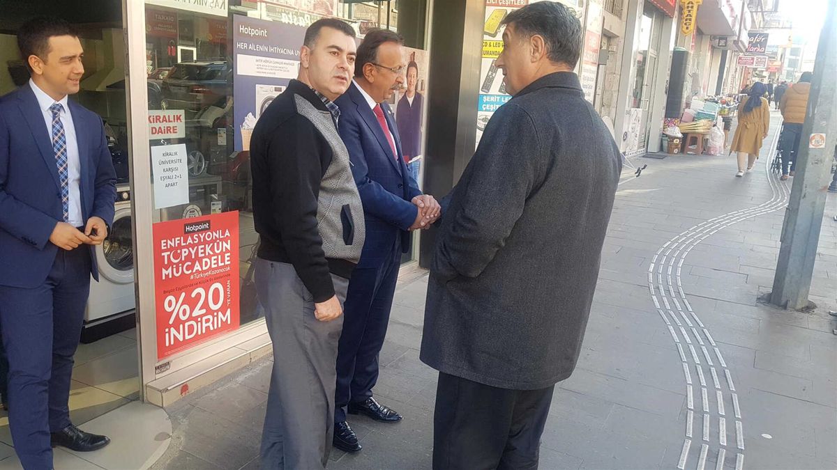 Seçen, Atatürk Bulvarı Üzerindeki Esnafları Ziyaret Etti