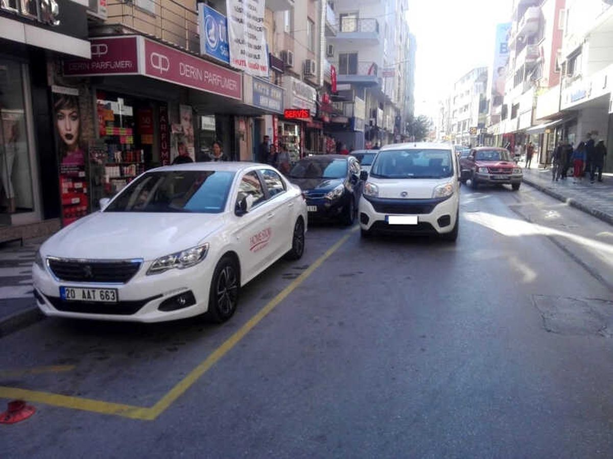 Söke İlçe Merkezinde 10 Ayda 2275 Hatalı Parka Ceza Kesildi