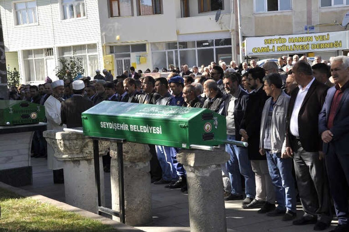 Su Dolu Kovada Boğulan 1 Yaşındaki Bebek Defnedildi