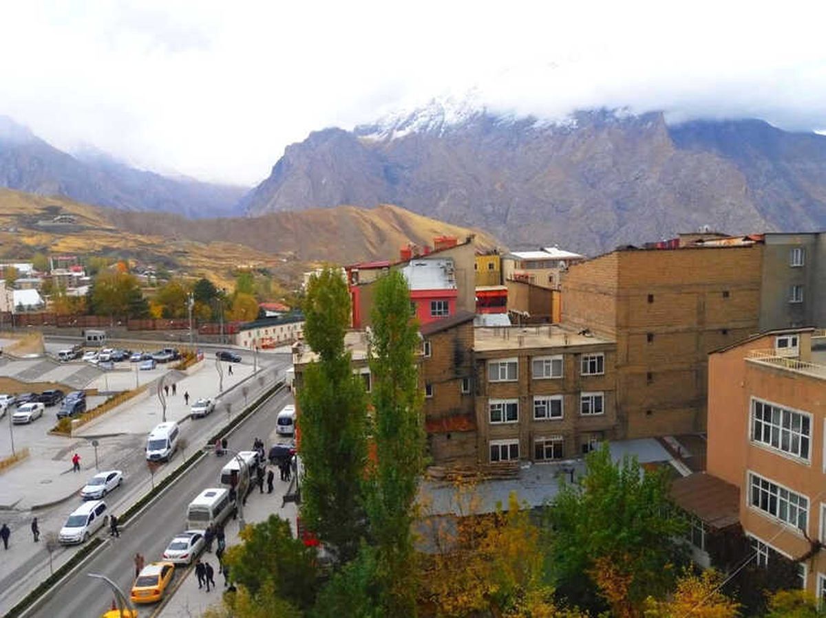 Sümbül Dağı\'na Kar Yağdı