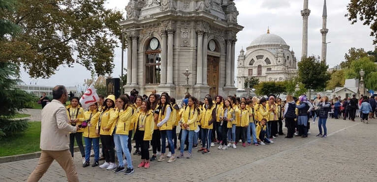 Toplum Destekli Polisler 150 Öğrenciyi İstanbul ve Çanakkale\'ye Götürdü