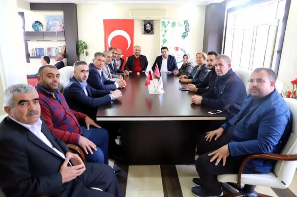 Ak Partililerden Kaymakam Avcı\'ya Ziyaret