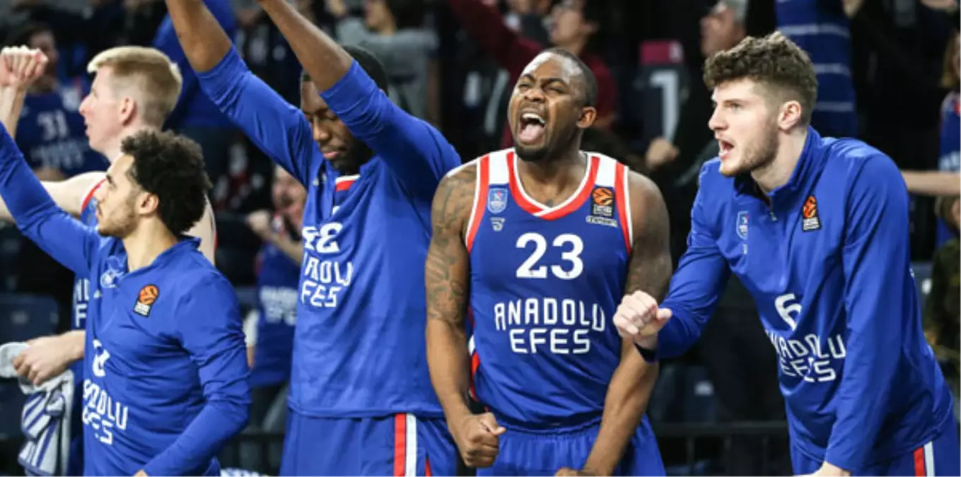 Anadolu Efes, Canaria\'nın Konuğu