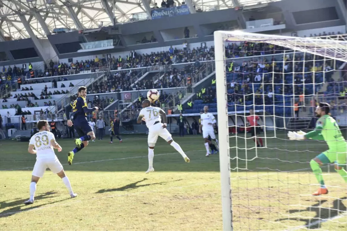 Ankaragücü\'nde Forma Giyen Kubilay Kanatsızkuş: Benfica Beni İstedi