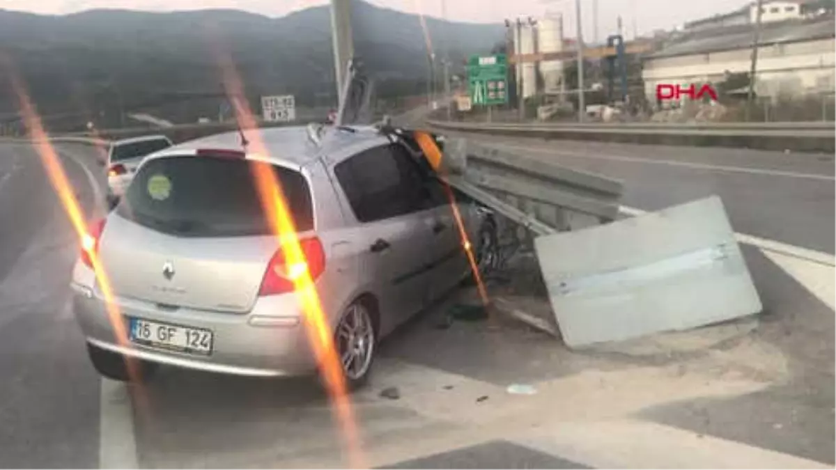 Bursa Alkollü Sürücü Bariyerlere Çarptı