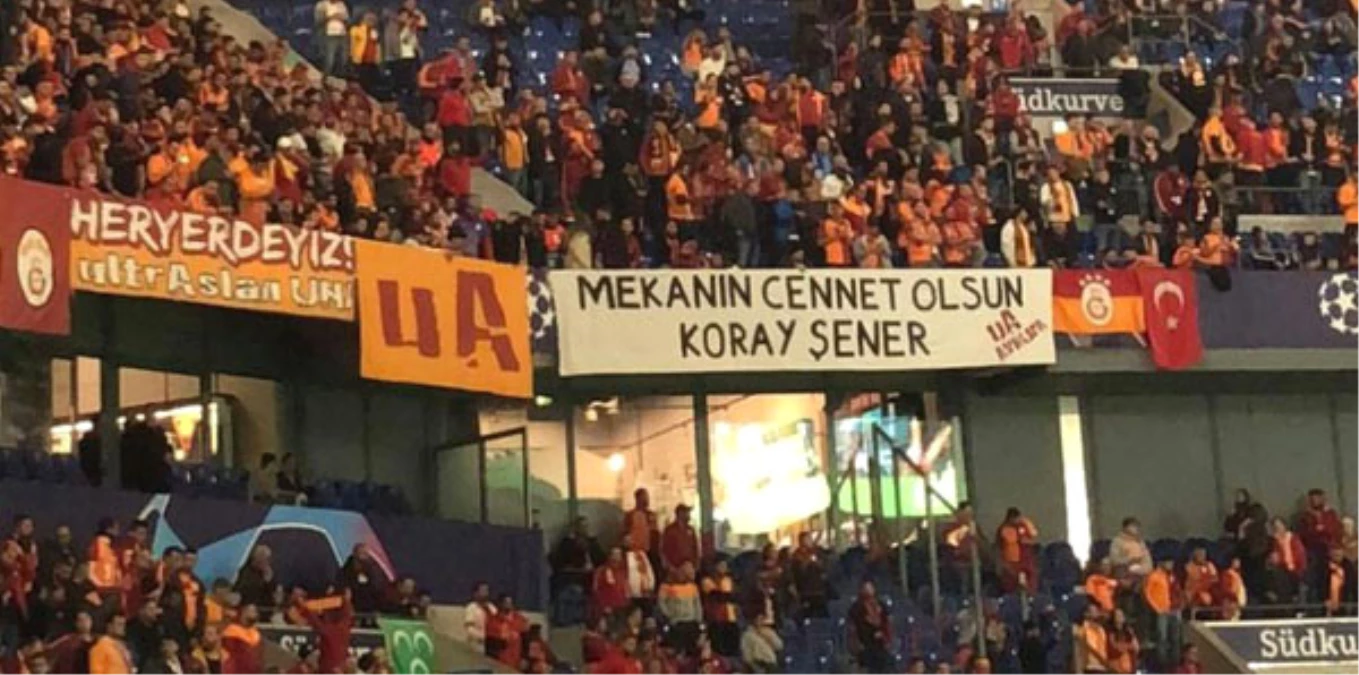 Galatasaray Taraftarlarından Koray Şener Pankartı!