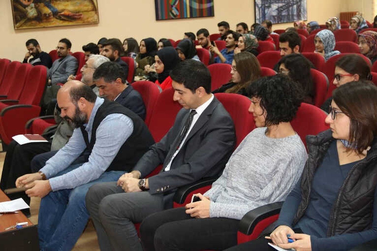 İnönü\'de Siyasetin Temel Kavram ve İlkeleri Konuşuldu