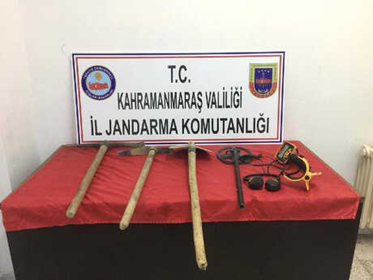 Kaçak Kazı Yaparken Suçüstü Yakalandılar