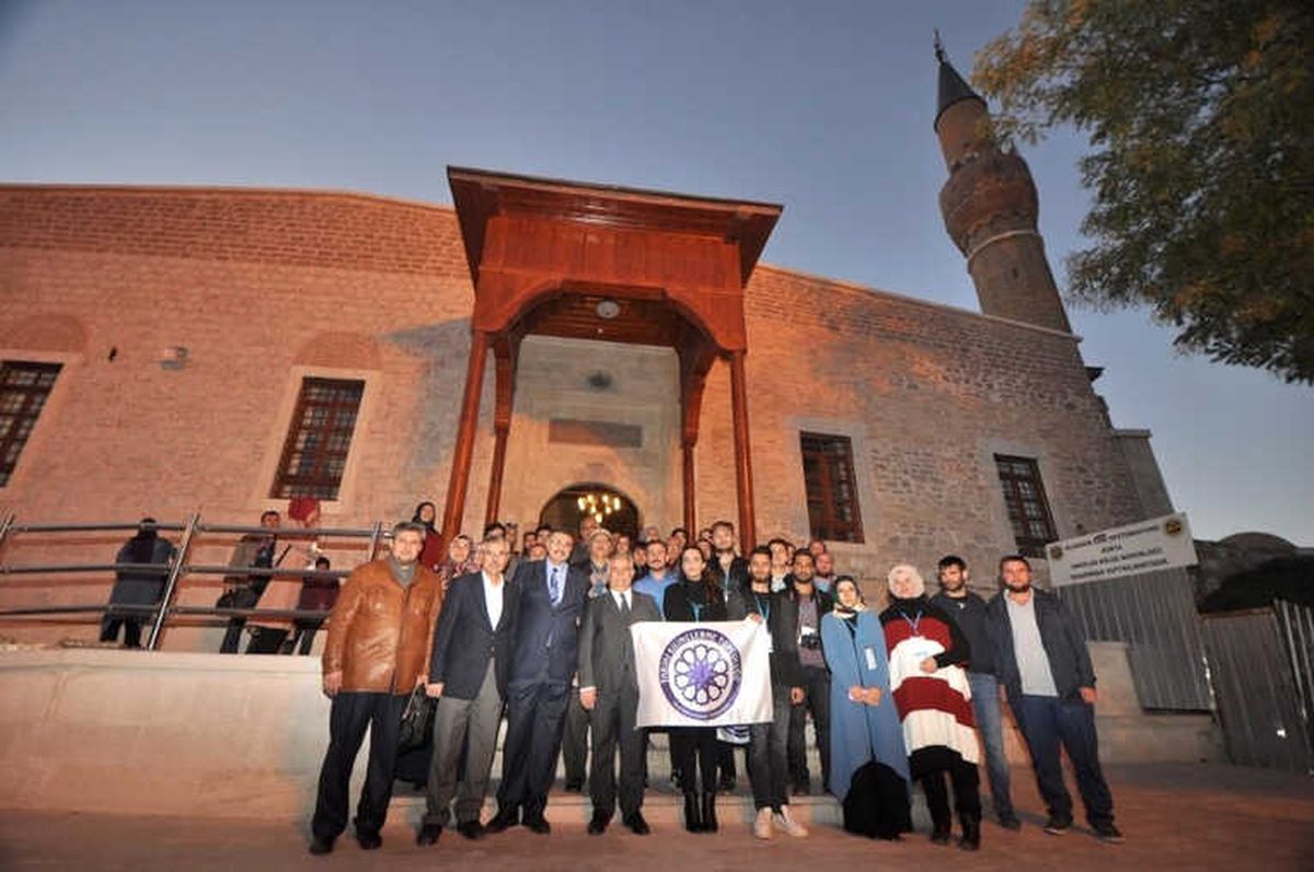Neü Öğrencileri Selçuklu Sultanlarını Andı